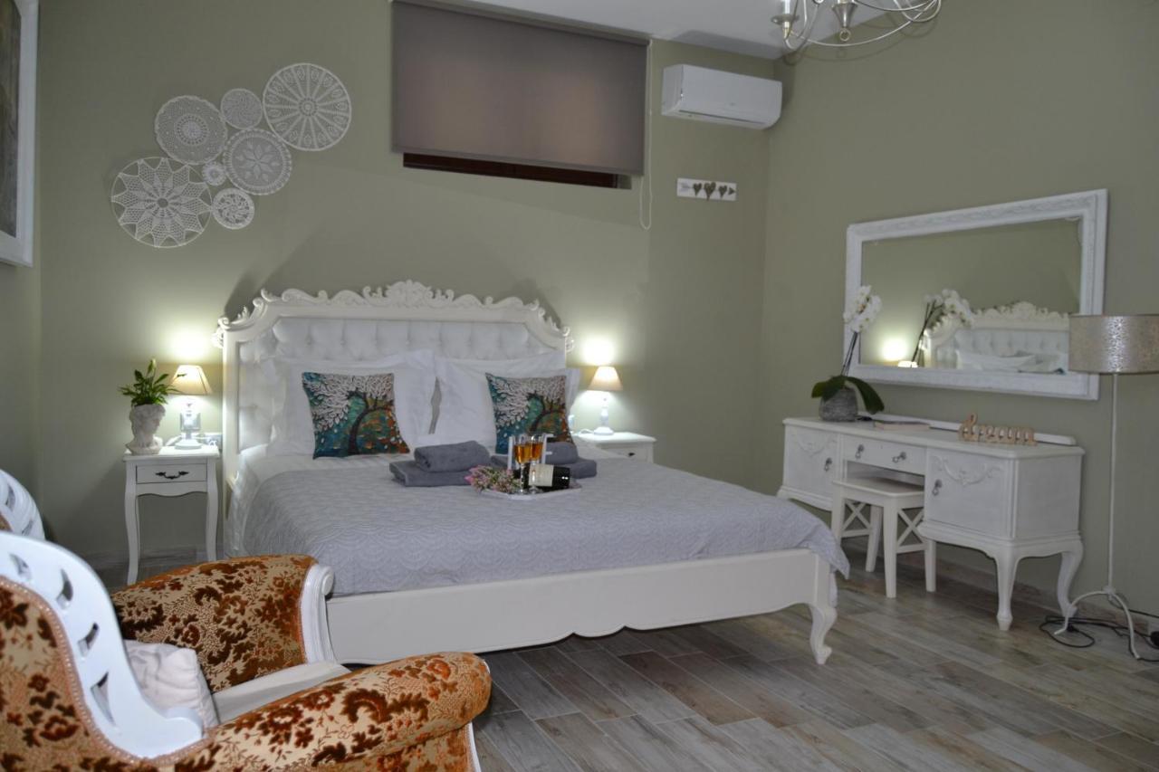 Vigla Comfort House Pombia Kültér fotó